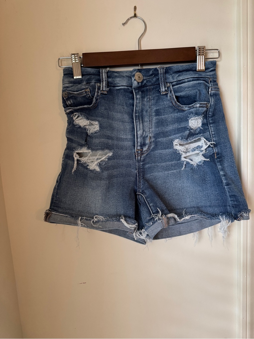 American Eagle‎ Curvy Hi-Rise Distressed Denim Jean Shorts - Blue Size 0